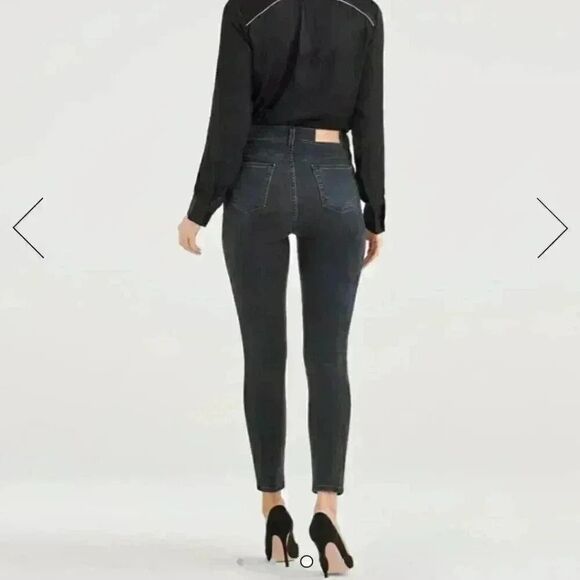 7 For All Mankind Black Luxe Vintage Aubrey Snake Print Skinny Jeans Size 29 - Picture 2 of 13